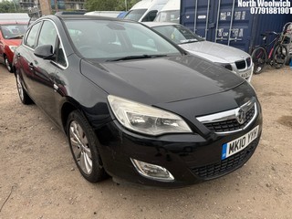 Location: North Woolwich - 2010 VAUXHALL ASTRA SE 5 Door Hatchback REG: MK10YYH, Keys: No, MOT Expiry date: 07/04/2024, 1598 Petrol, 5 Speed Manual Petrol, Former Keepers: 4