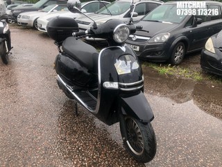 NOTE: ATF Registered Buyers ONLY - Location: Mitcham - 2021 Sakura JS2A Motorcycle REG: LO70LBA, Keys: No, MOT Expiry date: 04/02/2025, 0 Electric, Automatic, Former Keepers: 2