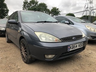 Location: Mitcham - 2005 FORD FOCUS ZETEC 5 Door Hatchback REG: KB54VDD, Keys: No, MOT Expiry date: 02/04/2025, 1796 Petrol, 5 Speed Manual Petrol, Former Keepers: 9