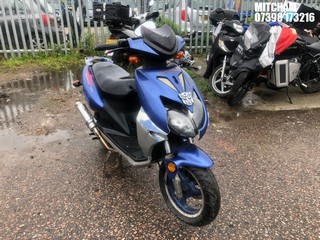 Location: Mitcham - 2016 DIRECT BIKES  Moped REG: GU16LTE, Keys: No, MOT Expiry date: 30/11/2020, 49 Petrol, AUTOMATIC, Former Keepers: 2
