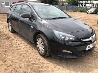Location: Peterborough - 2013 VAUXHALL ASTRA EXCLUSIV CDTI ECOFL Estate REG: FL13AAO, Keys: No, MOT Expiry date: 06/07/2024, 1686 Diesel, 6 Speed Manual Diesel, Former Keepers: 4
