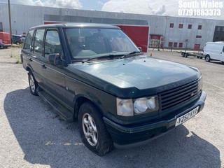 Location: South Wales - 2001 LAND ROVER RANGE ROVER COUNTY AUTO Estate REG: Y252KYA, Keys: No, MOT Expiry date: 20/04/2023, 2497 Diesel, 4 Speed Auto Diesel, Former Keepers: 7