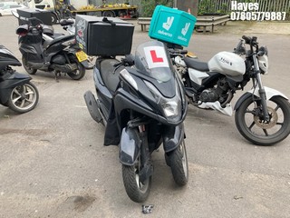 Location:  Hayes - 2016 YAMAHA MW125 TRICITY 125 Motorcycle REG: CF16NWJ, Keys: No, MOT Expiry date: 29/05/2025, 125 Petrol, AUTOMATIC, Former Keepers: 7
