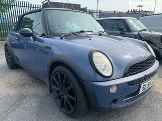 Location: Belvedere - 2004 MINI MINI COOPER Convertible REG: SL54AVX, Keys: No, MOT Expiry date: 31.03.2025, 1598 Petrol, 5 Speed Manual Petrol, Former Keepers: 9
