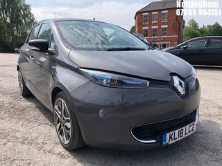Location: Nottingham - 2018 RENAULT ZOE SIGNATURE NAV ZE 40 A 5 Door Hatchback REG: KL18LCZ, Keys: Yes, MOT Expiry date: 07/07/2025, 0 Electric, 1 Speed Auto Electric, Former Keepers: 3