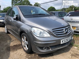 Location: Mitcham - 2006 MERCEDES B150 SE CVT MPV REG: KS06UJT, Keys: No, MOT Expiry date: 12/04/2024, 1498 Petrol, Variable Speed Auto Petrol, Former Keepers: 15