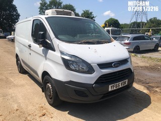 Location: Mitcham - 2015 FORD TRANSIT CUSTOM 270 ECO-TE Panel Van REG: YF65VDK, Keys: No, MOT Expiry date: 16/01/2026, 2198 Diesel, 6 Speed Manual Diesel, Former Keepers: 8