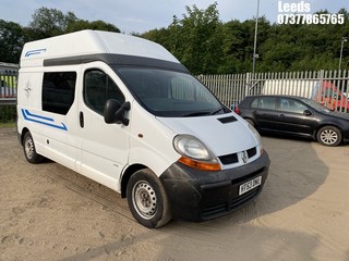 Location: Leeds - 2003 RENAULT TRAFIC LH29P 120 LWB MOTOR CARAVAN  REG: HT53DNU, 1998cc PETROL, 6 SPEED MANUAL PETROL, Former Keepers: 7, Keys: Yes, MOT Expiry date: 14-09-2022