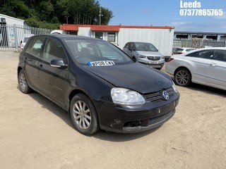 Location: Leeds - 2008 VOLKSWAGEN GOLF MATCH TDI 105 5 Door Hatchback REG: WP08CWA, Keys: No, MOT Expiry date: 18-07-2024, 1896 Diesel, 5 Speed Manual Diesel, Former Keepers: 5
