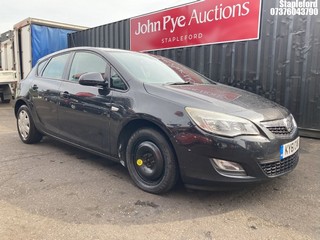 Location: Stapleford - 2011 VAUXHALL ASTRA ES CDTI ECOFLEX 5 Door Hatchback REG: KY61CVK, Keys: Yes, MOT Expiry date: 13/01/2026, 1248 Diesel, 5 Speed Manual Diesel, Former Keepers: 11
