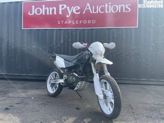 Location: Stapleford - 2021 SINNIS APACHE Motorcycle REG: BK71OZV, Keys: No, MOT Expiry date: 13/02/2026, 125 Petrol, , Former Keepers: 3