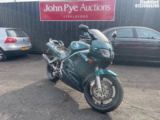 Location: Stapleford - 1998 HONDA VFR750  Motorcycle REG: M19PRR, Keys: No, MOT Expiry date: 21/03/2026, 749 Petrol, , Former Keepers: 3