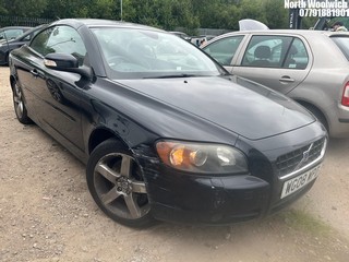 Location: North Woolwich - 2008 VOLVO C70 SPORT D5 Convertible REG: WG08WPD, Keys: No, MOT Expiry date: 25/02/2026, 2400 Diesel, 6 Speed Manual Diesel, Former Keepers: 6