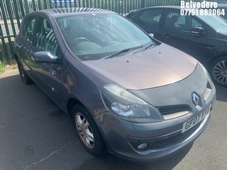 Location: Belvedere - 2007 RENAULT CLIO DYNAMIQUE VVT A 5 Door Hatchback REG: GF07VYB, Keys: No, MOT Expiry date: 23/01/2025, 1598 Petrol, 4 Speed Auto Petrol, Former Keepers: 5