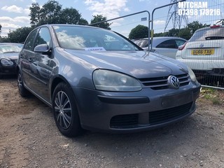 Location: Mitcham - 2004 VOLKSWAGEN GOLF S 5 Door Hatchback REG: SB04KJF, Keys: No, MOT Expiry date: 28/05/2025, 1390 Petrol, 5 Speed Manual Petrol, Former Keepers: 5