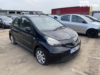 Location: Leeds - 2006 TOYOTA AYGO BLACK VVT-I 5 Door Hatchback REG: ST56LSE, Keys: No, MOT Expiry date: 12-10-2022, 998 Petrol, 5 Speed Manual Petrol, Former Keepers: 6