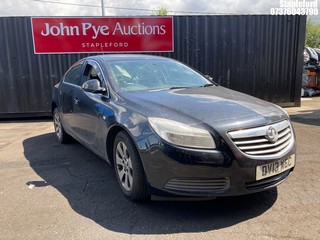 Location: Stapleford - 2013 VAUXHALL INSIGNIA EXCLUSIV CDTI 5 Door Hatchback REG: DV13WEC, Keys: No, MOT Expiry date: 03/06/2026, 1956 Diesel, 6 Speed Manual Diesel, Former Keepers: 3