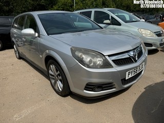 Location: North Woolwich - 2009 VAUXHALL VECTRA SRI Estate REG: PY58BJX, Keys: No, MOT Expiry date: 26/11/2025, 1796 Petrol, 5 Speed Manual Petrol, Former Keepers: 8