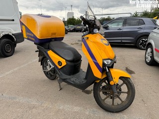 Location: North Woolwich - 2021 VMOTO CPA Motorcycle REG: LD71NVB, Keys: No, MOT Expiry date: 07/09/2024, 0 Electric, AUTO, Former Keepers: 1
