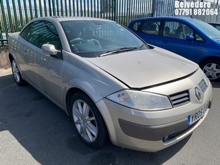 Location: Belvedere - 2005 RENAULT MEGANE DYNAMIQUE 165 Convertible REG: YR05EBX, Keys: No, MOT Expiry date: 25/01/2025, 1998 Petrol, 6 Speed Manual Petrol, Former Keepers: 8
