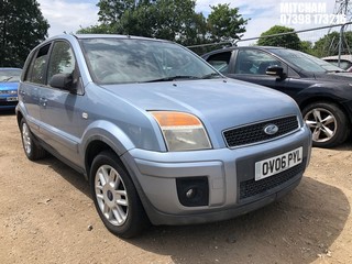 Location: Mitcham - 2006 FORD FUSION ZETEC CLIMATE 5 Door Hatchback REG: OV06PYL, Keys: No, MOT Expiry date: 28/09/2023, 1596 Petrol, 5 Speed Manual Petrol, Former Keepers: 4
