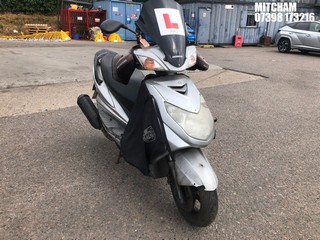 Location: Mitcham - 2009 YAMAHA NXC 125 CYGNUS Scooter REG: RV09YMJ, Keys: No, MOT Expiry date: 11/07/2023, 124 Petrol, Automatic, Former Keepers: 8