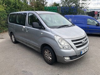 Location: BRENTWOOD - 2016 HYUNDAI I800 SE CRDI AUTO 	 MPV REG: ET16YSH, 2497cc DIESEL, 5 SPEED AUTO DIESEL, Former Keepers: 3, Keys: No, MOT: Expiry date06/11/2025
