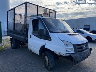 Location: South Wales - 2005 FORD TRANSIT 350 MWB TD Tipper REG: BN55YNA, Keys: No, MOT Expiry date: 08/12/2023, 2402 Diesel, 5 Speed Manual Diesel, Former Keepers: 9