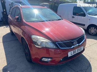 Location: Hull - 2011 KIA CEED 3 CRDI Estate REG: LB11XKO, Keys: No, MOT Expiry date: 08/09/2025, 1582 Diesel, 5 Speed Manual Diesel, Former Keepers: 14