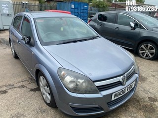 Location: Hull - 2006 VAUXHALL ASTRA BREEZE 5 Door Hatchback REG: NU06VBE, Keys: No, MOT Expiry date: 17/04/2024, 1598 Petrol, 5 Speed Manual Petrol, Former Keepers: 7