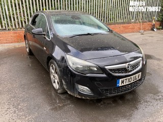 Location:  Hayes - 2010 VAUXHALL ASTRA SRI CDTI 108 5 Door Hatchback REG: MT10ULV, Keys: No, MOT Expiry date: 14/01/2026, 1686 Diesel, 6 Speed Manual Diesel, Former Keepers: 10