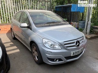 Location:  Hayes - 2009 MERCEDES-BENZ B160 BLUEEFFICIENCY SE MPV REG: AO59LUB, Keys: No, MOT Expiry date: 16/07/2025, 1498 Petrol, 5 Speed Manual Petrol, Former Keepers: 6