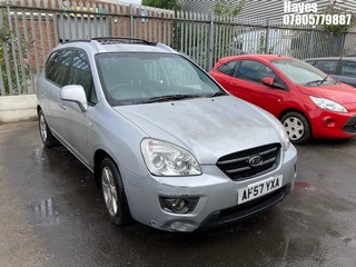 Location:  Hayes - 2007 KIA CARENS LS CRDI 7 SEATS MPV REG: AF57YXA, Keys: No, MOT Expiry date: 12/01/2026, 1991 Diesel, 6 Speed Manual Diesel, Former Keepers: 6