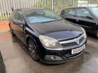 Location:  Hayes - 2006 VAUXHALL ASTRA SXI 3 Door Hatchback REG: SG56GDX, Keys: No, MOT Expiry date: 17/02/2025, 1364 Petrol, 5 Speed Manual Petrol, Former Keepers: 12