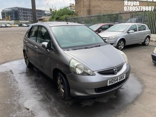 Location:  Hayes - 2005 HONDA JAZZ SE 5 Door Hatchback REG: HD54UKK, Keys: No, MOT Expiry date: 07/02/2025, 1339 Petrol, 5 Speed Manual Petrol, Former Keepers: 8