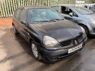 Location:  Hayes - 2004 RENAULT CLIO EXPRESSION 16V 5 Door Hatchback REG: HY04NUU, Keys: No, MOT Expiry date: 09/02/2025, 1390 Petrol, 5 Speed Manual Petrol, Former Keepers: 6