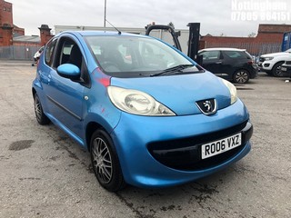 Location: Nottingham - 2006  PEUGEOT  107 URBAN  3 Door Hatchback  REG: RO06VXZ, 998cc Petrol , 5 Speed Manual Petrol , Former Keepers: 8, Keys: Yes, MOT Expiry date: 24/03/2026