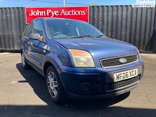 Location: Stapleford - 2006 FORD FUSION ZETEC CLIMATE 5 Door Hatchback REG: MF06XCA, Keys: Yes, MOT Expiry date: 22/01/2025, 1388 Petrol, 5 Speed Manual Petrol, Former Keepers: 6