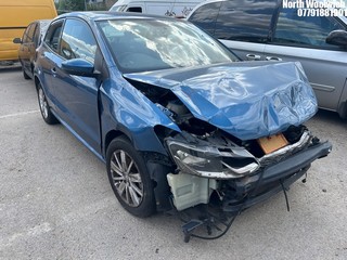 Location: North Woolwich - 2015 VOLKSWAGEN POLO SE TSI S-A 3 Door Hatchback REG: SE15TOV, Keys: No, MOT Expiry date: 07/04/2024, 1197 Petrol, 7 Speed S-Auto Petrol, Former Keepers: 4