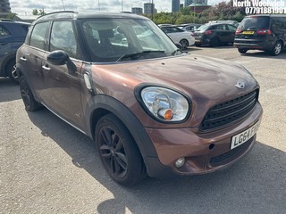 Location: North Woolwich - 2014 MINI COUNTRYMAN COOPER D ALL4 5 Door Hatchback REG: LG64FVU, Keys: No, MOT Expiry date: 19/11/2025, 1995 Diesel, 6 Speed Auto Diesel, Former Keepers: 2