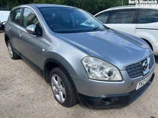 Location: North Woolwich - 2007 NISSAN QASHQAI ACENTA 2WD 5 Door Hatchback REG: TKZ4306, Keys: No, MOT Expiry date: 29/11/2024, 1598 Petrol, 5 Speed Manual Petrol, Former Keepers: 4