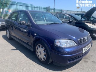 Location: Belvedere - 2001 VAUXHALL ASTRA CLUB AUTO 5 Door Hatchback REG: Y331KAR, Keys: No, MOT Expiry date: 13/03/2026, 1598 Petrol, 4 Speed Auto Petrol, Former Keepers: 3