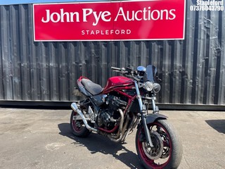 NOTE: ATF Registered Buyers ONLY - Location: Stapleford - 2001 SUZUKI GSF 600 Motorcycle REG: DX51WGY, Keys: Yes, MOT Expiry date: 30/01/2023, 600 Petrol, , Former Keepers: 12