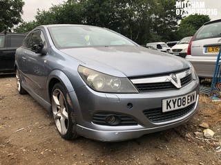 Location: Mitcham - 2008 VAUXHALL ASTRA DESIGN A 3 Door Hatchback REG: KY08EWW, Keys: No, MOT Expiry date: 19/10/2024, 1796 Petrol, 4 Speed Auto Petrol, Former Keepers: 7