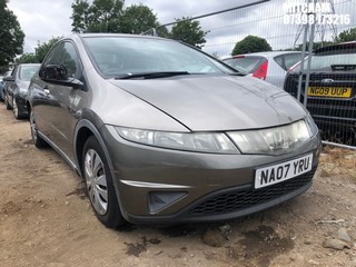 Location: Mitcham - 2007 HONDA CIVIC SE I-DSI 5 Door Hatchback REG: NA07YRU, Keys: No, MOT Expiry date: 08/07/2025, 1339 Petrol, 6 Speed Manual Petrol, Former Keepers: 9