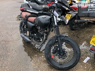 Location: Mitcham - 2021 MUTT MONGREL 125 Motorcycle REG: OY71ZPX, Keys: No, MOT Expiry date: 07/10/2024, 125 Petrol, Manual, Former Keepers: 3
