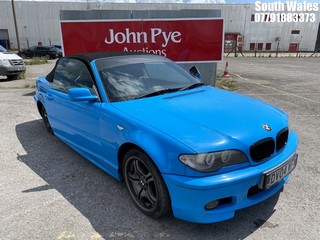 Location: South Wales - 2004 BMW 318CI SPORT CONVERTIBLE Convertible REG: DV04WFW, Keys: No, MOT Expiry date: 22/04/2025, 1995 Petrol, 5 Speed Manual Petrol, Former Keepers: 16