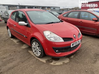 Location: Leeds - 2009 RENAULT CLIO DYNAMIQUE TURBO 100 3 Door Hatchback REG: MF09ZHJ, Keys: No, MOT Expiry date: 02-01-2026, 1149 Petrol, 5 Speed Manual Petrol, Former Keepers: 4