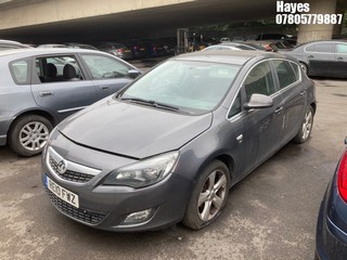 Location:  Hayes - 2010 VAUXHALL ASTRA SRI 5 Door Hatchback REG: RE10FWZ, Keys: No, MOT Expiry date: 16/01/2026, 1598 Petrol, 5 Speed Manual Petrol, Former Keepers: 4