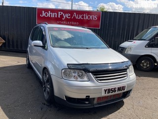 Location: Stapleford - 2007 VOLKSWAGEN TOURAN SE TDI MPV REG: YB56NUU, Keys: Yes, MOT Expiry date: 30/10/2025, 1968 Diesel, 6 Speed Manual Diesel, Former Keepers: 9